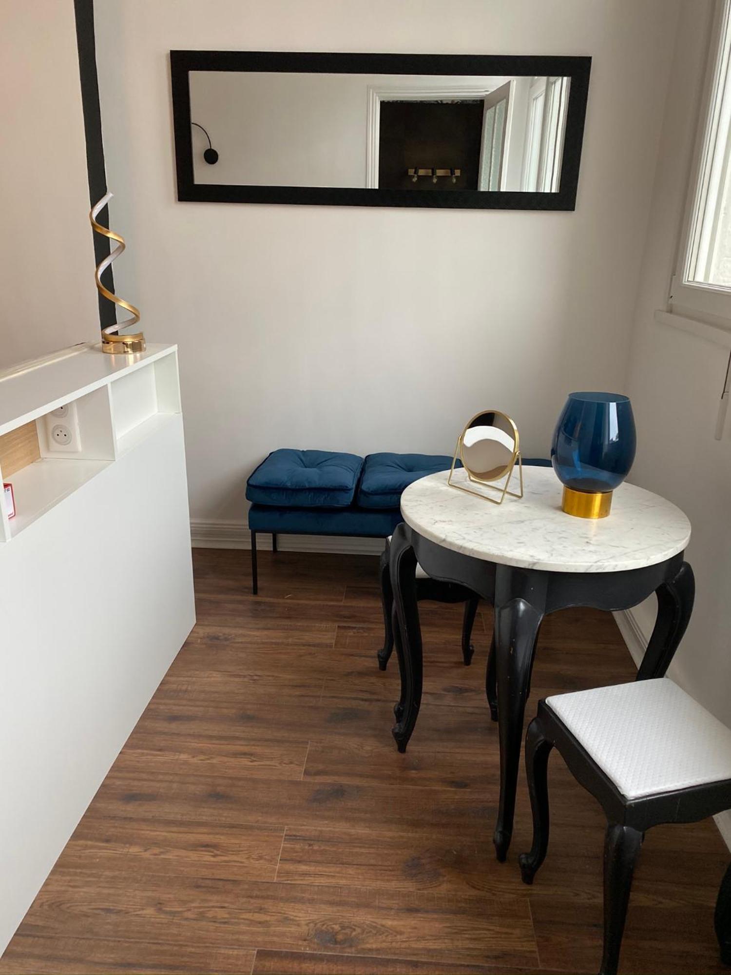 A La Villa Perroy Les Chambres Sont Spacieuses Et Les Petit-Dejeuners Offerts 됭케르크 객실 사진