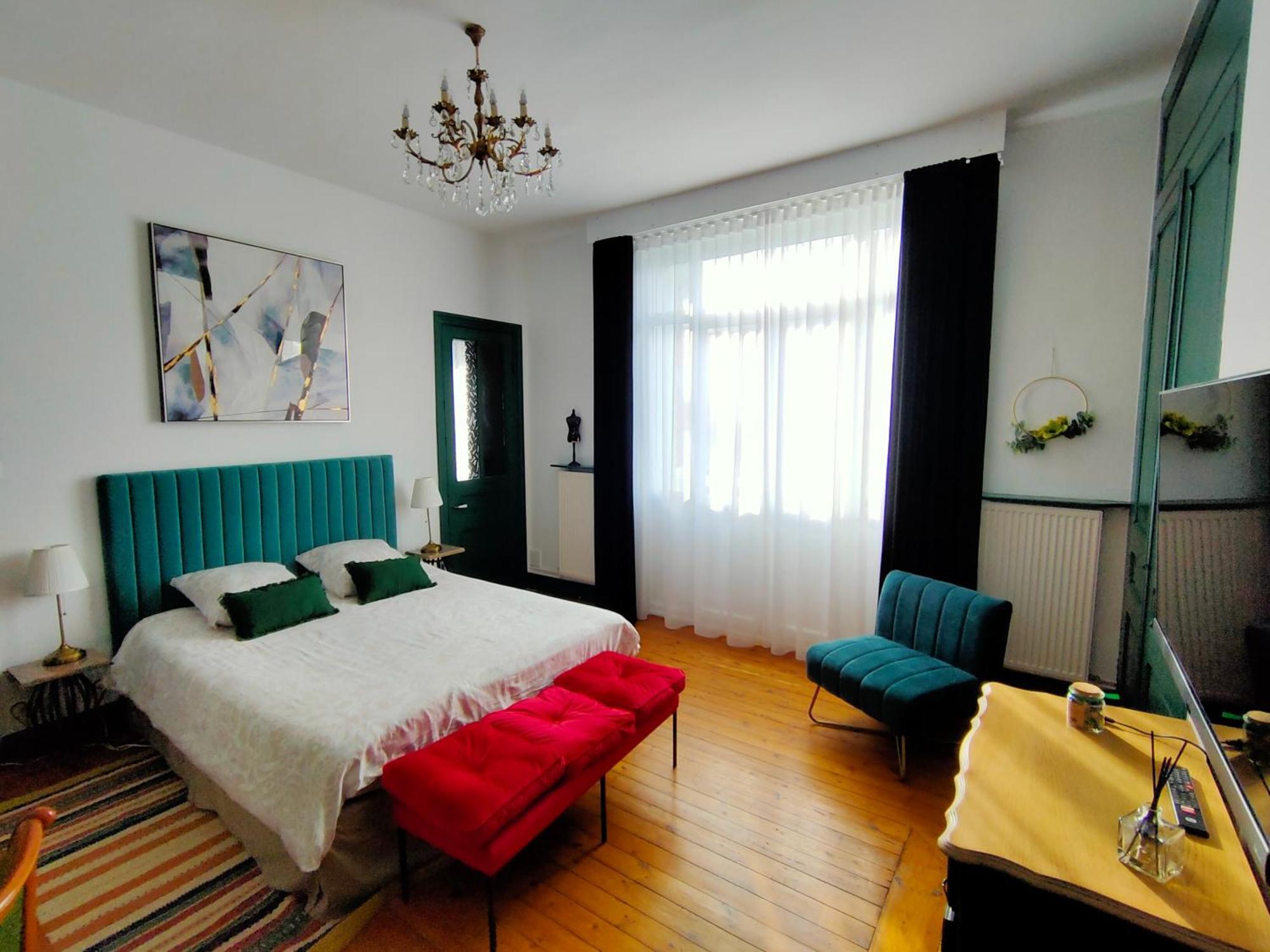 A La Villa Perroy Les Chambres Sont Spacieuses Et Les Petit-Dejeuners Offerts 됭케르크 외부 사진